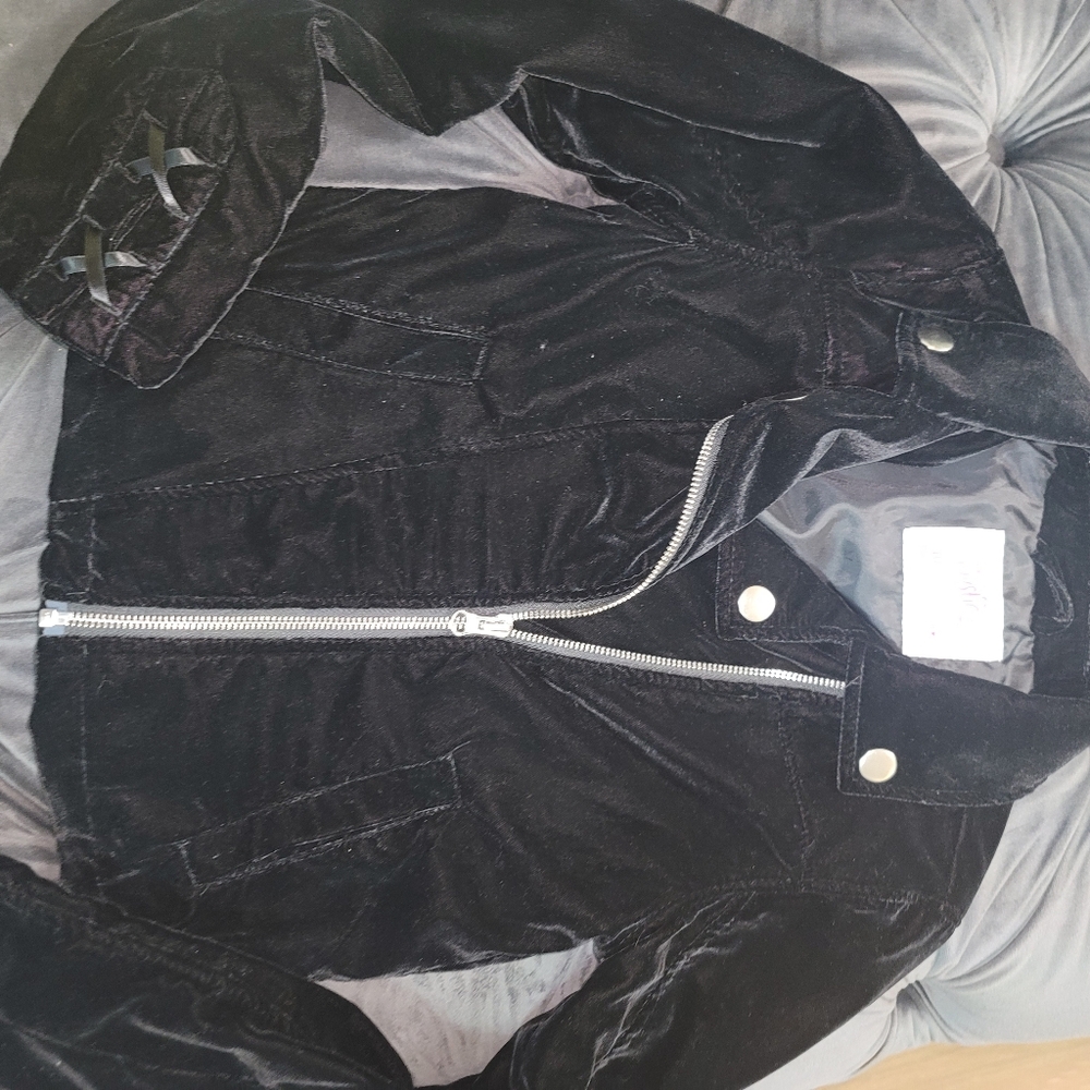 Kids Jacket - Picture 2 of 3